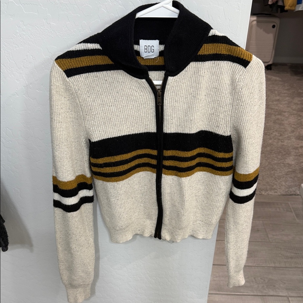 BDG Cream Zip-Up Ribbed Cardigan with Black and Mustard Stripes